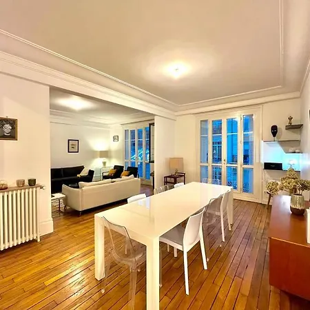 Apartament The Gallery - Hypercentre *